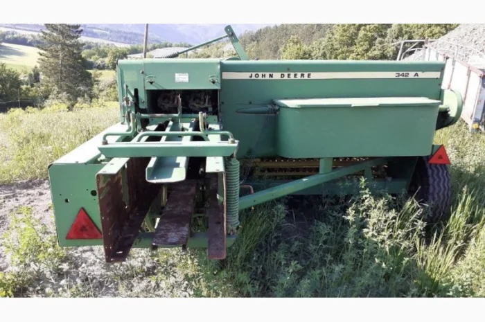 Пресс подборщик тюковый John Deere 342 А- фото № 1