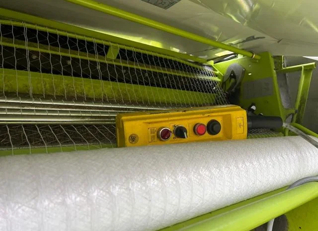 Рулонний прес-підбирач Claas Rollant 240- фото № 7