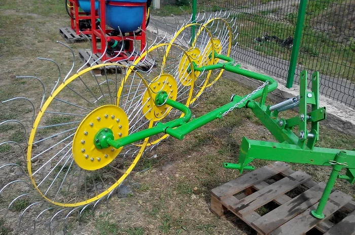 Сіно (грабарка) ворушилка «Сонечко» 4-х колісна (Польща)- фото № 2