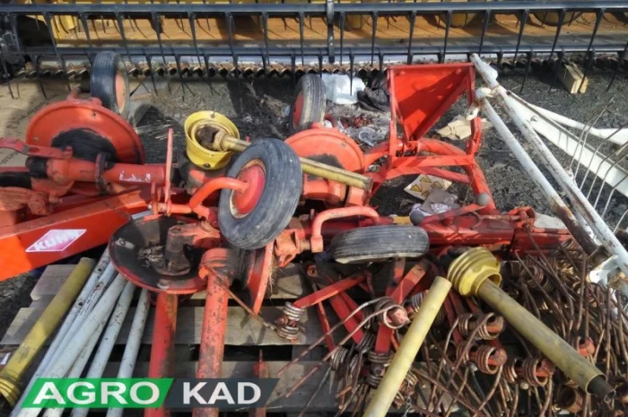 Грабли-ворошилки роторные KUHN GF 4201 MH- фото № 5