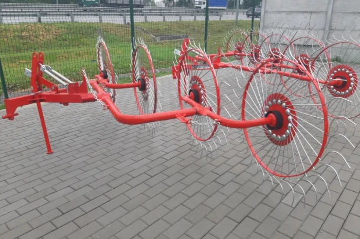 Сіно ворушилка «Сонечко» 4-х колісна (Польща)- фото № 4