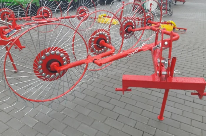 Сіно ворушилка «Сонечко» 4-х колісна (Польща)- фото № 2