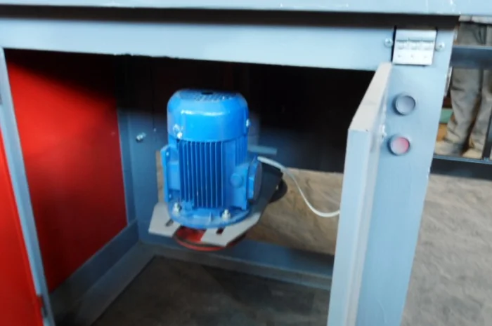 Фрезерный станок з шипорізною кареткою- фото № 5