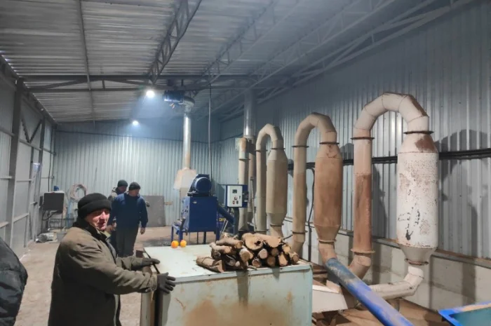 Брикет из отходов Брикет из стеблей кукурузы брикет из соломи- фото № 9