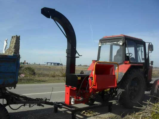 Деревоподрібнююча машина РМ160ТК (навісна на трактор, кутова)- фото № 1