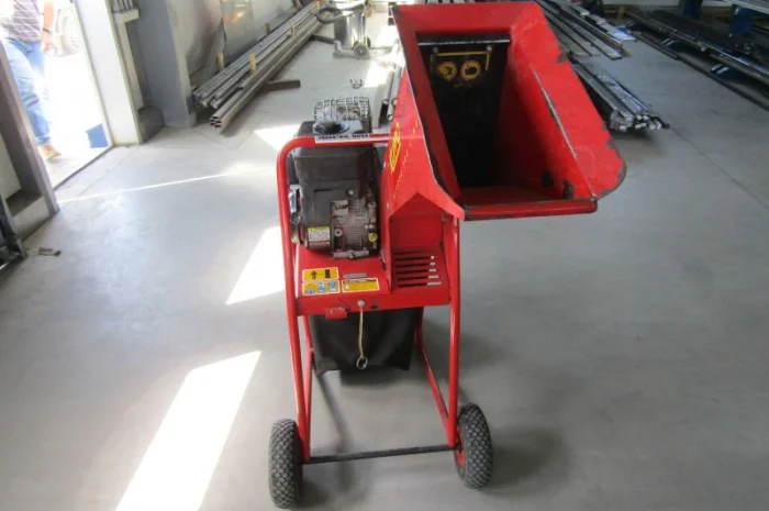 Измельчитель веток Klippo Pro K 390- фото № 4