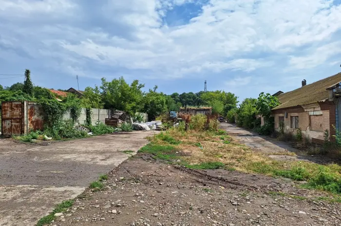Продажа помещения с территорией в Черноморке- фото № 1