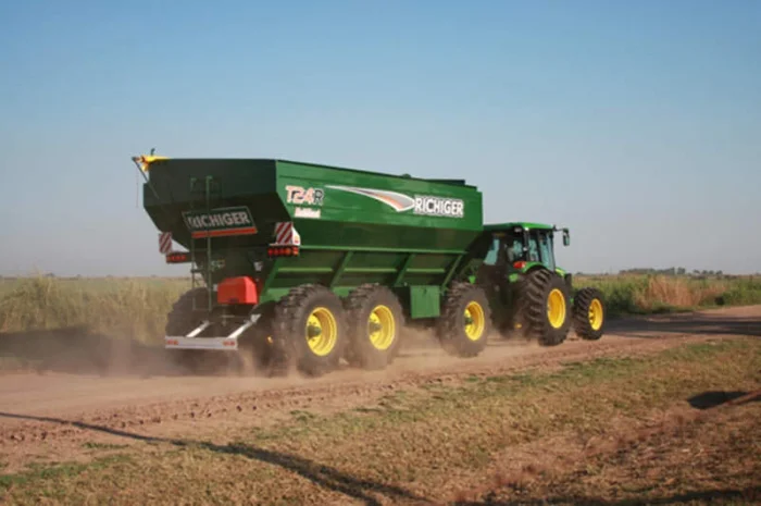 Нужен Бункер перегрузчик зерна в Тернопольскую обл на месяц, найму бункер-перегрузчик- фото № 1