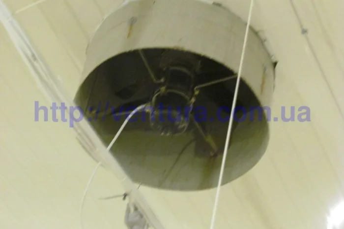 Вытяжная вентиляционная шахта для содержания животных- фото № 3