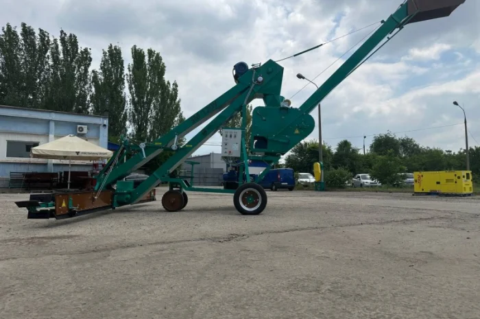 Зернометач самопересувний ЗМ-150У, зернометатель, зерномет- фото № 1