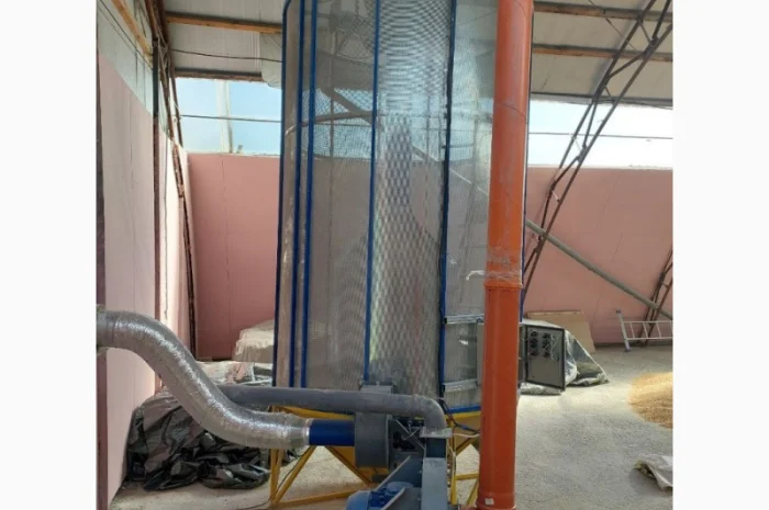 Зерносушарка з твердопаливним котлом і пневмотранспортером- фото № 1