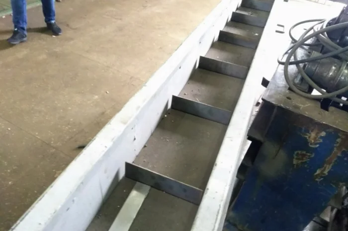 Скребковый цепной транспортер- фото № 2