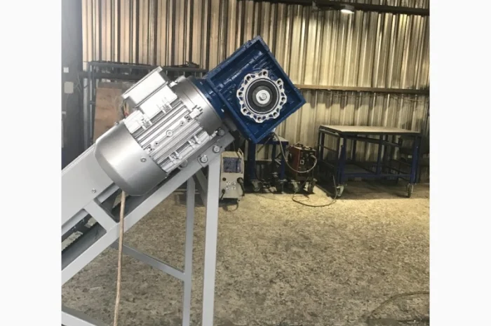 Ленточный конвейр подйомный з перегибом- фото № 4