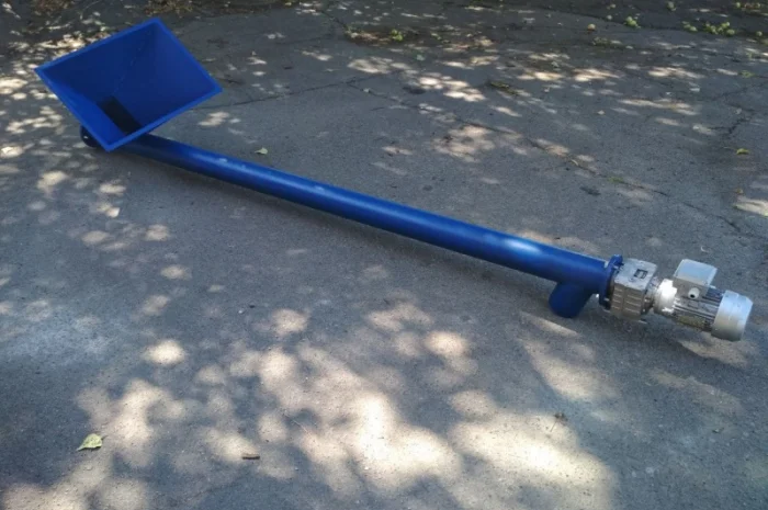 Шнек, погрузчики, шнекові конвеєри, шнековий дозатор, комбайни, змішувачі- фото № 2