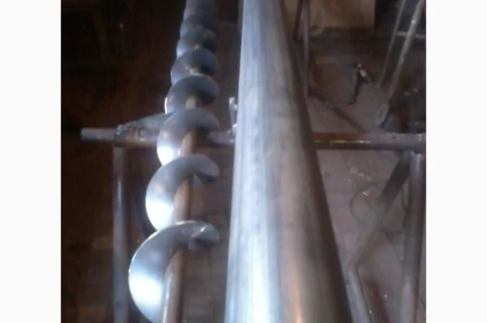 Шнековая спираль для удобрений (шнек), диаметр - 200 мм, толщина 3мм. 1350грн./м.пог- фото № 3