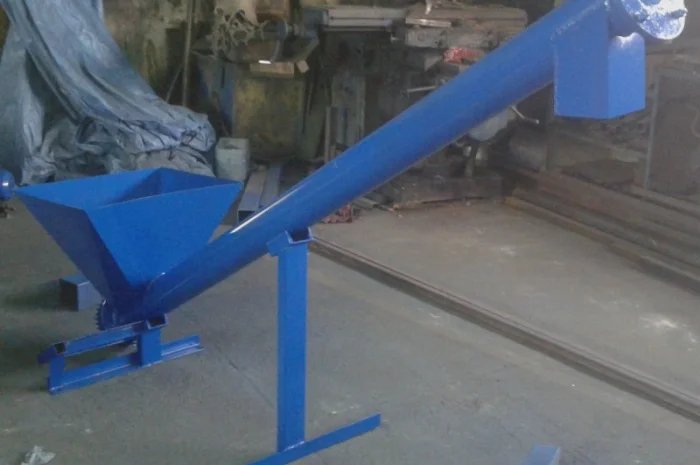 Навантажувач гвинтовий, шнековий, погрузчик винтовой- фото № 1