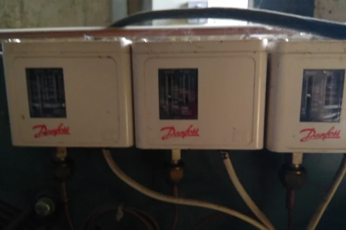 Холодильное оборудование Bitzer, Helpman, Danfoss. 1500м3 камера- фото № 8