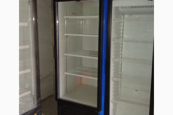 Шкаф холодильный, морозильный ларь Б/У- фото № 1
