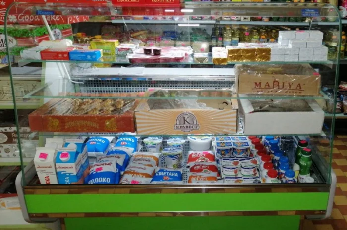 Кондитерская холодильная витрина-горка Winter Kondi- фото № 8