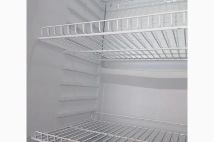 Продам холодильну вітрину- фото № 3