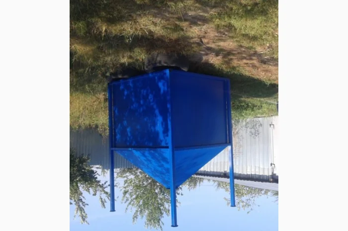 Бункер, силос, ємкість для зерна, піску, комбікорму, тирси- фото № 1