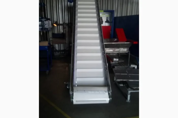 Наклонный элеватор- фото № 3