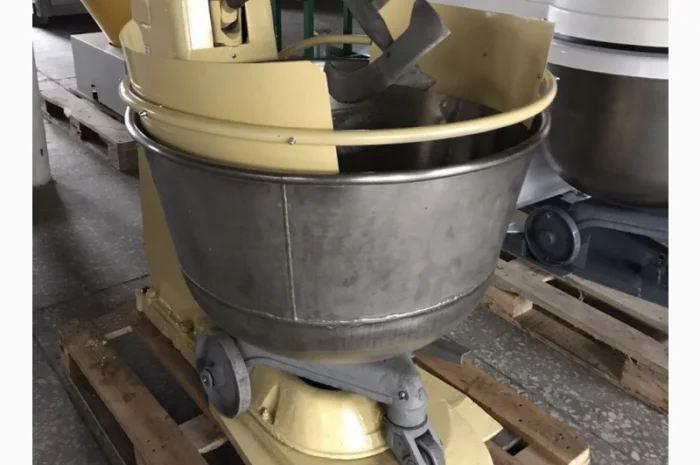 Тестомесильная машина (тестомес) ТММ-1М (без дежи)- фото № 1