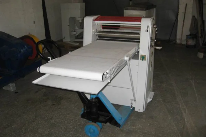 Тестораскаточная машина МНРТ-130/600- фото № 1