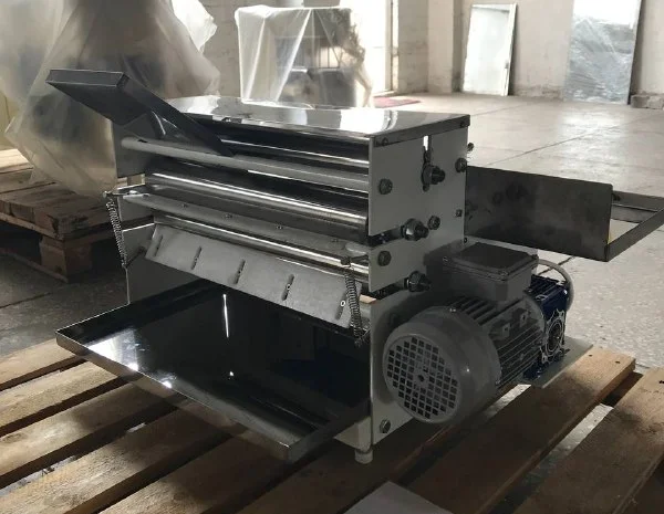 Тестораскаточная машина для лаваша РЛ-500/Н (настольная)- фото № 5