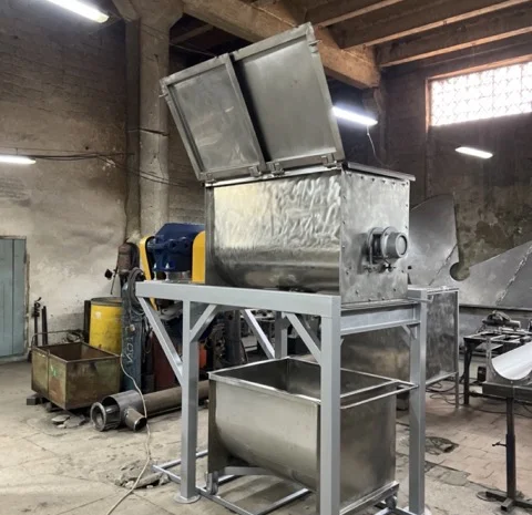 Шнековий змішувач для виробництва преміксів, добавок 500 літрів- фото № 2