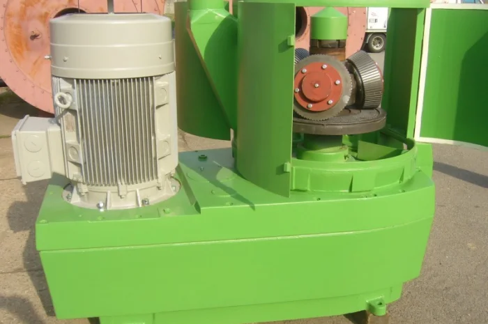 Гранулятор TL700, 75кВт. Продуктивність до 2500 кг.год. Чехія- фото № 1