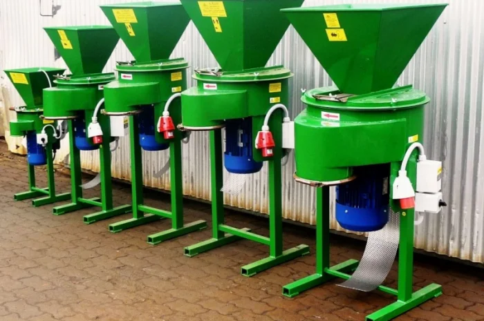 Измельчители кормов JBL (Чехия)- фото № 1