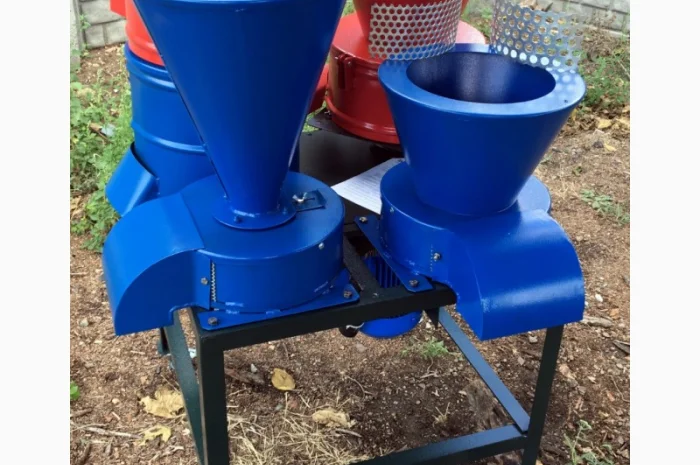 Универсальный измельчитель 4 в 1 - траворезка соломорезка, овощерезка, зернодробилка- фото № 2