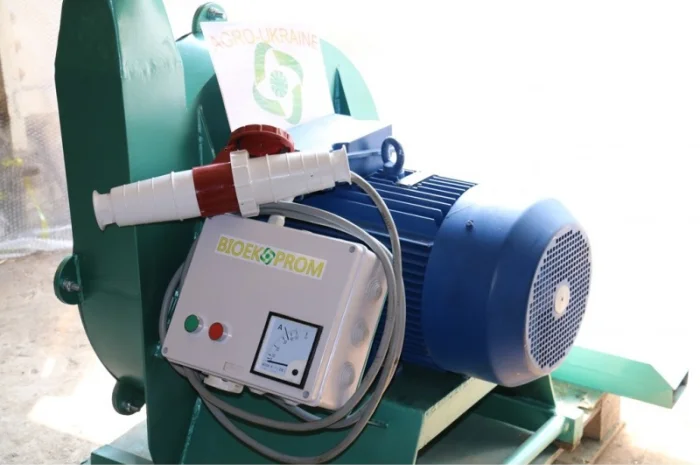 Молотковая дробилка зерна, опилок, нагнетательная 7, 5кВт(800кг/час)- фото № 2