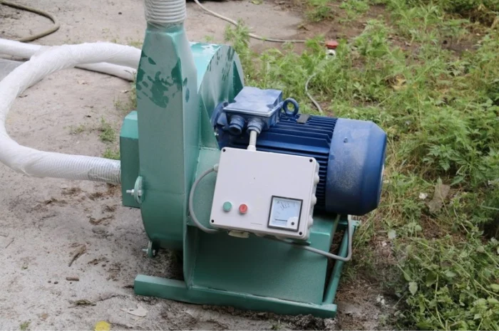 Дробилка для зерна промышленная, нагнетательная 15кВт(1500кг/час)- фото № 2