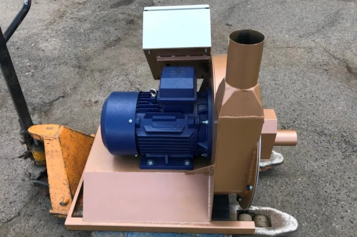 Пневмодробилка зерна и сыпучих кормов 11кВт, 1000кг. Биоэкопром- фото № 2