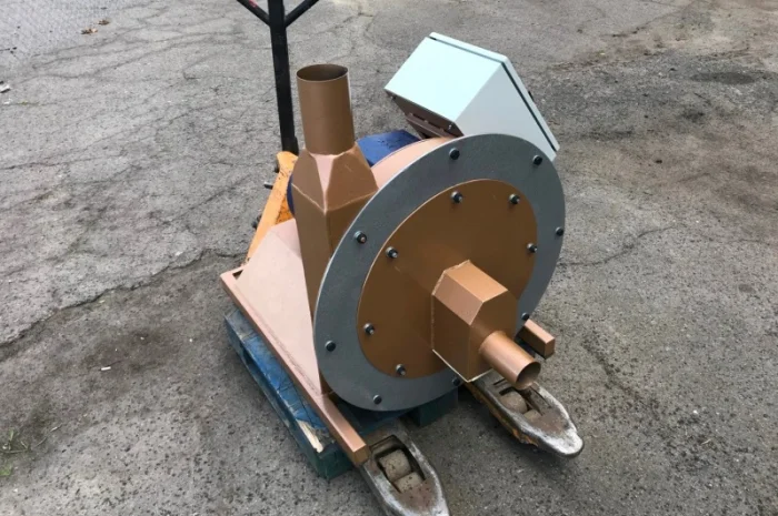 Пневмодробилка зерна и сыпучих кормов 11кВт, 1000кг. Биоэкопром- фото № 3