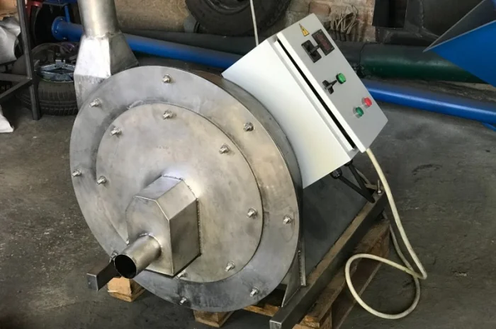 Дробилка для сушеных овощей и фруктов 800кг.час. 7, 5кВт. от 100 микрон- фото № 4