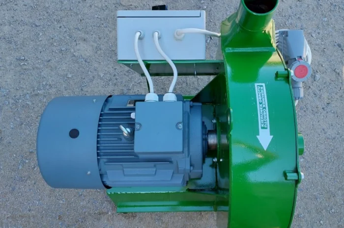 Зерноподрібнювач Всмоктувально - Нагнітальний, 1500-1800 кг/годину. M-Rol Польща- фото № 4