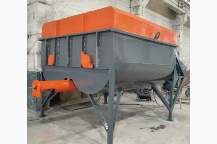 Змішувач горизонтальний двовальний лопатевий 10 куб.м від виробника- фото № 1