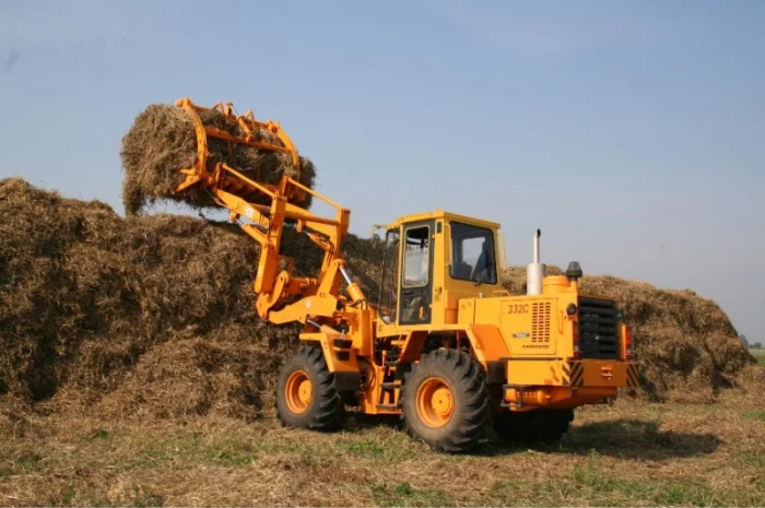 Кормосмеситель-раздатчик АМКОДОР (кредит - лізинг)- фото № 5