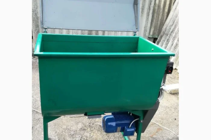 Горизонтальный смеситель для кормов- фото № 1