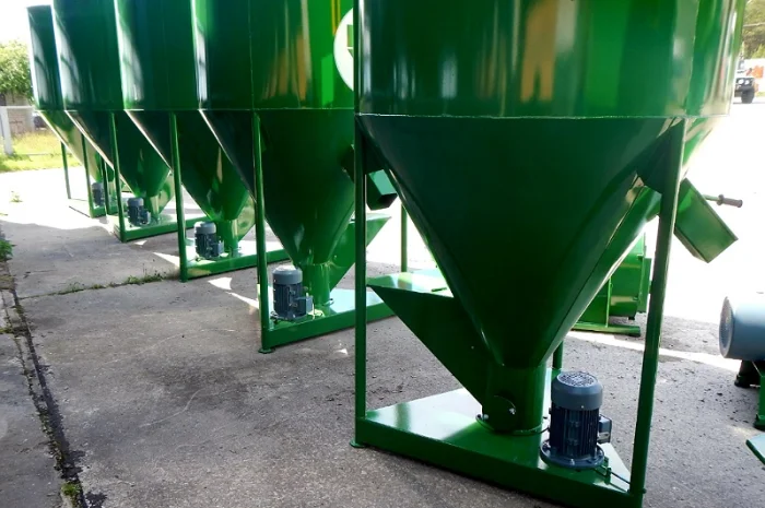 Смеситель сыпучих материалов, 2000кг /3430л то Польского производителя- фото № 1