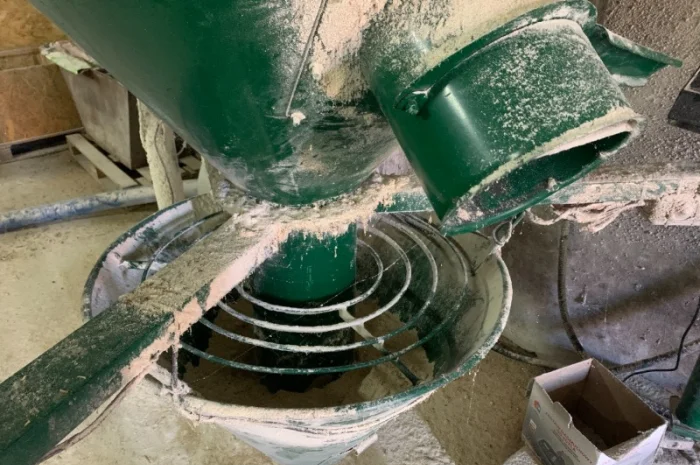 Продам комбікормовий завод, об’єм бункера 2200 кг- фото № 3