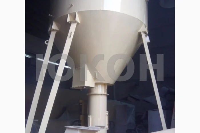 Бункер накопитель с ворушителем для блока грануляции ОГМ- фото № 1