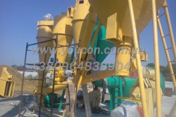 Бункер накопитель с ворушителем для блока грануляции ОГМ- фото № 3