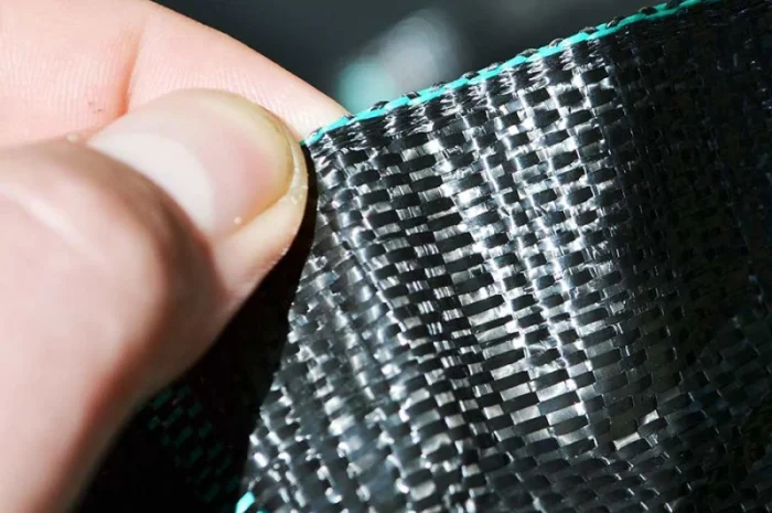 Агротканина для рослин Agrojutex (Чехія) у рулонах, пакетах. Чорна- фото № 2