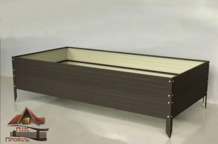 Двоярусна грядка, висока клумба- фото № 6