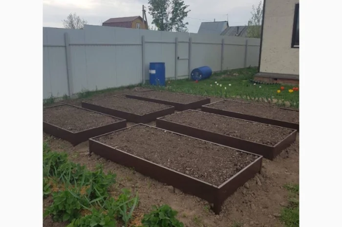 Висока насипна грядка, тепла клумба, мінігород, мінігазон- фото № 5