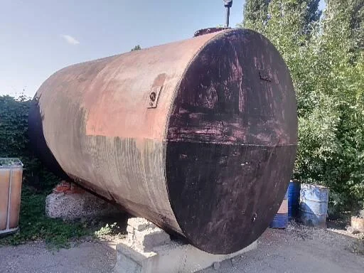 Емкость металлическая б/у Резервуар для хранения воды или гсм. Ресивер воздушный- фото № 16